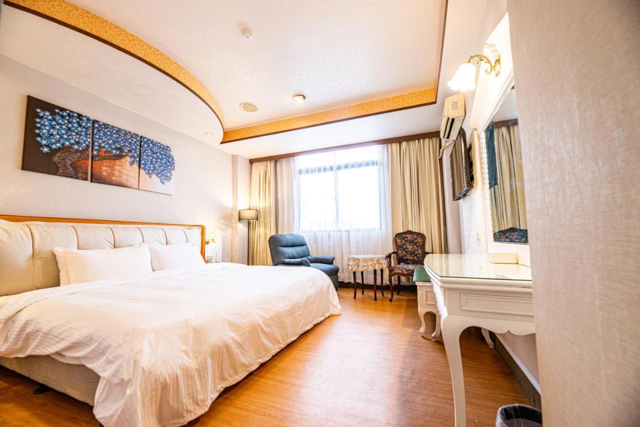 Wenpin Hotel - Pier 2 Cao Hùng Ngoại thất bức ảnh